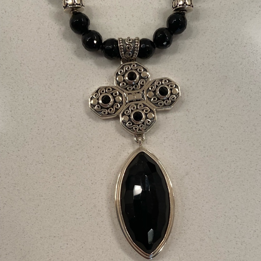 Black onyx and sterling silver necklace